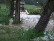 Hochwasser, das Tosbecken wird seinem Namen gerecht